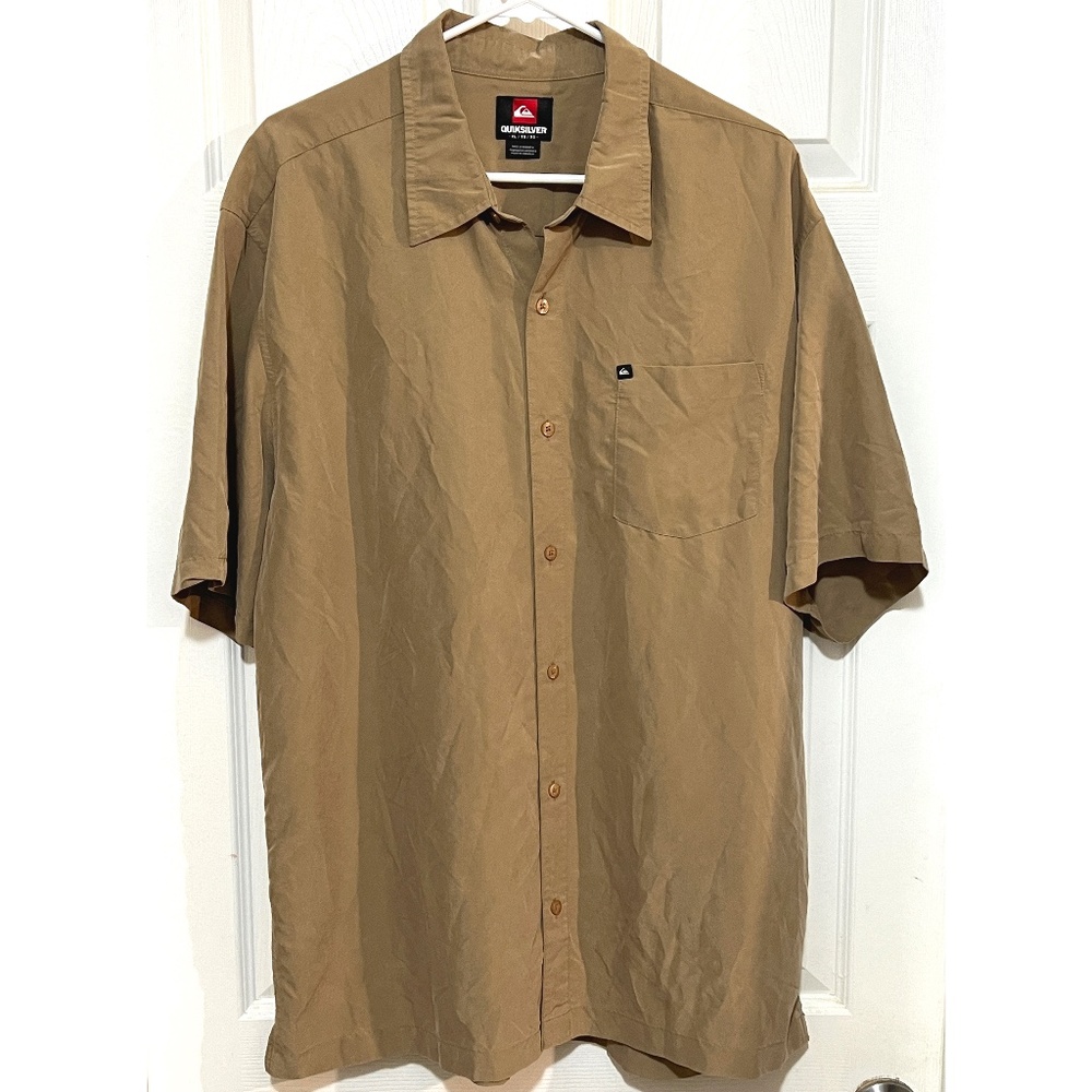 Quiksilver Mens Sz XL S/S Button Up Shirt EUC